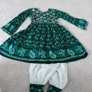 Afghan Traditional Clothes